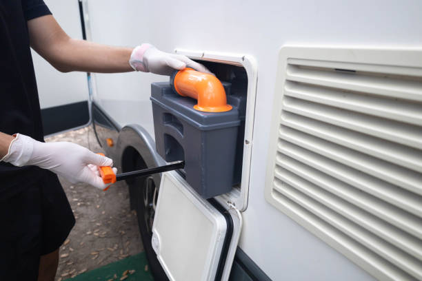Best Construction site porta potty rental  in Englewood, FL