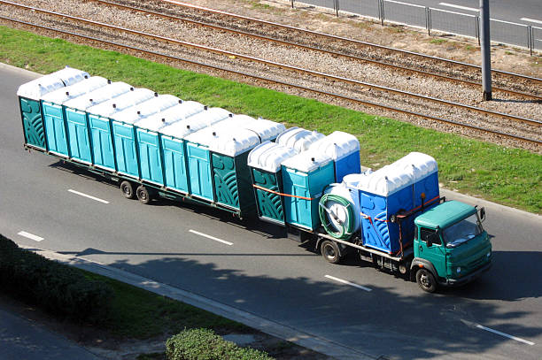 Best Portable toilet rental cost  in Englewood, FL